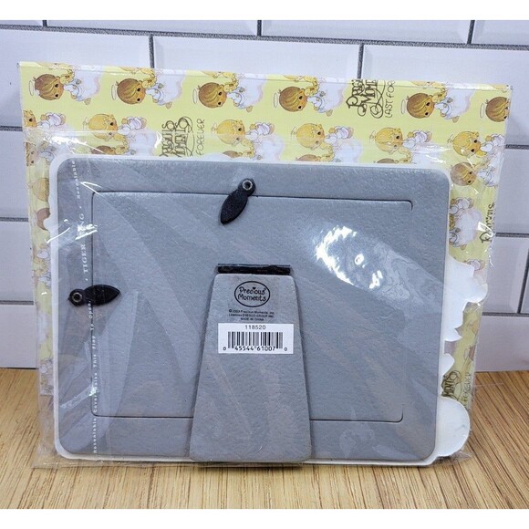 Precious Moments picture frame - Picture 2 of 3